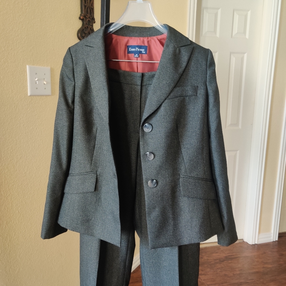 Evan Picone 2pc Plaid Gray Pant Suit Size 10